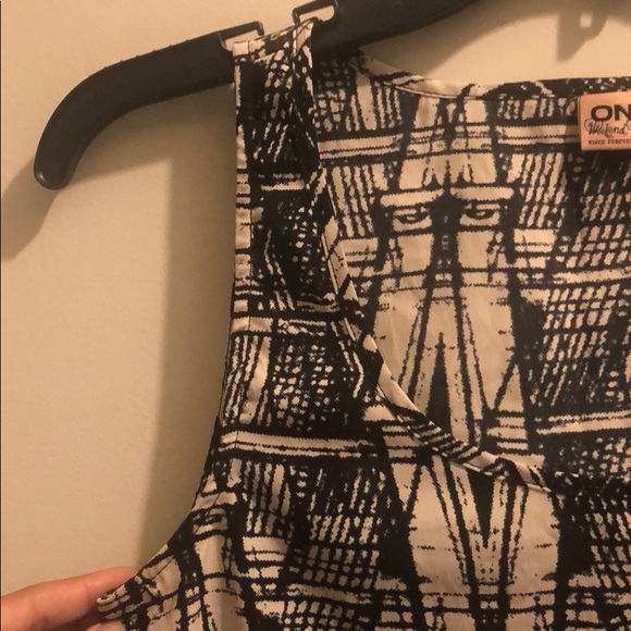 Top 🔴 - Picture 4 of 5